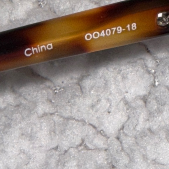 OAKLEY Feedback Gold Sapphire Iridium OO4079-18 Sunglasses - Picture 8 of 10